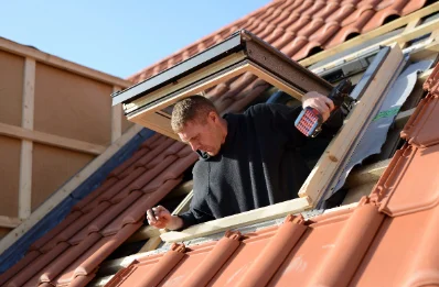 Pose de fenêtres de toit Velux à Monheurt
